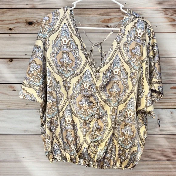 Daytrip Bohemian Paisley Print Dolman Top Large Blue Brown - Picture 3 of 6